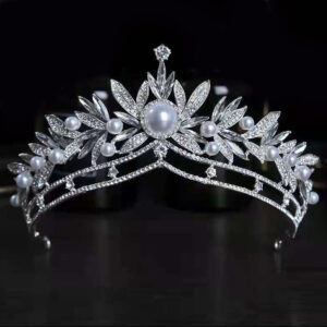 Silver‑Tone Leaf‑Shaped Crystal Pearl Bridal Tiara Crown Elegant Wedding Headpiece for Women Gift