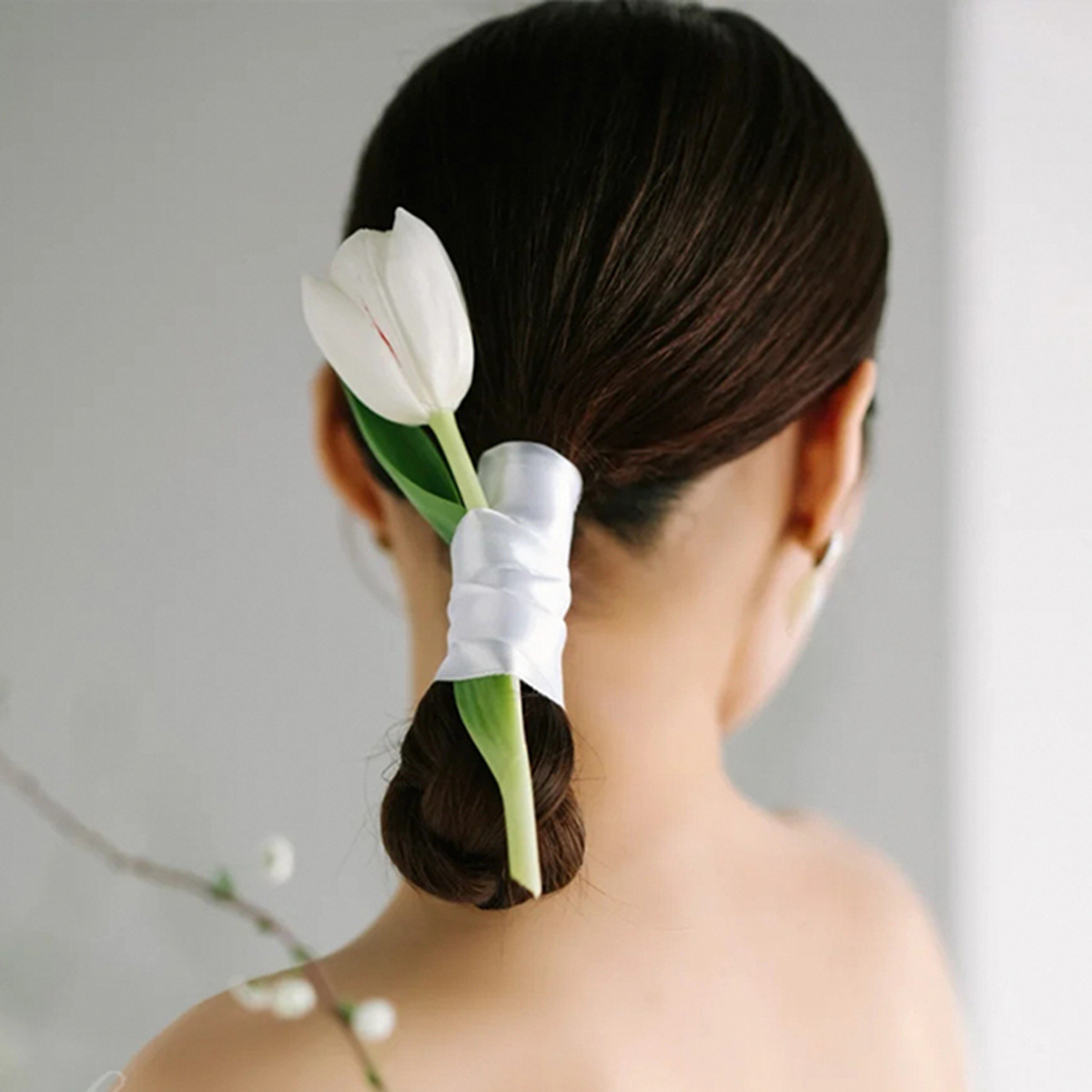 White Artificial Tulip Satin Ribbon Hair Tie Minimalist Bridal Ponytail Hair Accessory for Women Gift