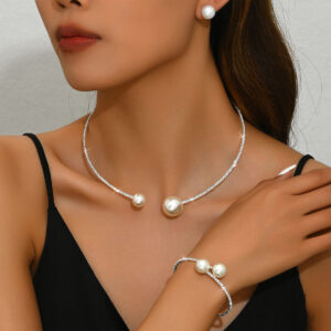 Elegant Silver Rhinestone Two Pearl 4Pcs Jewelry Set For Women Daily Wear