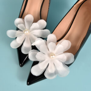 White Organza Flower Pearl Shoe Clips Bridal Wedding High Heels Decor Accessory