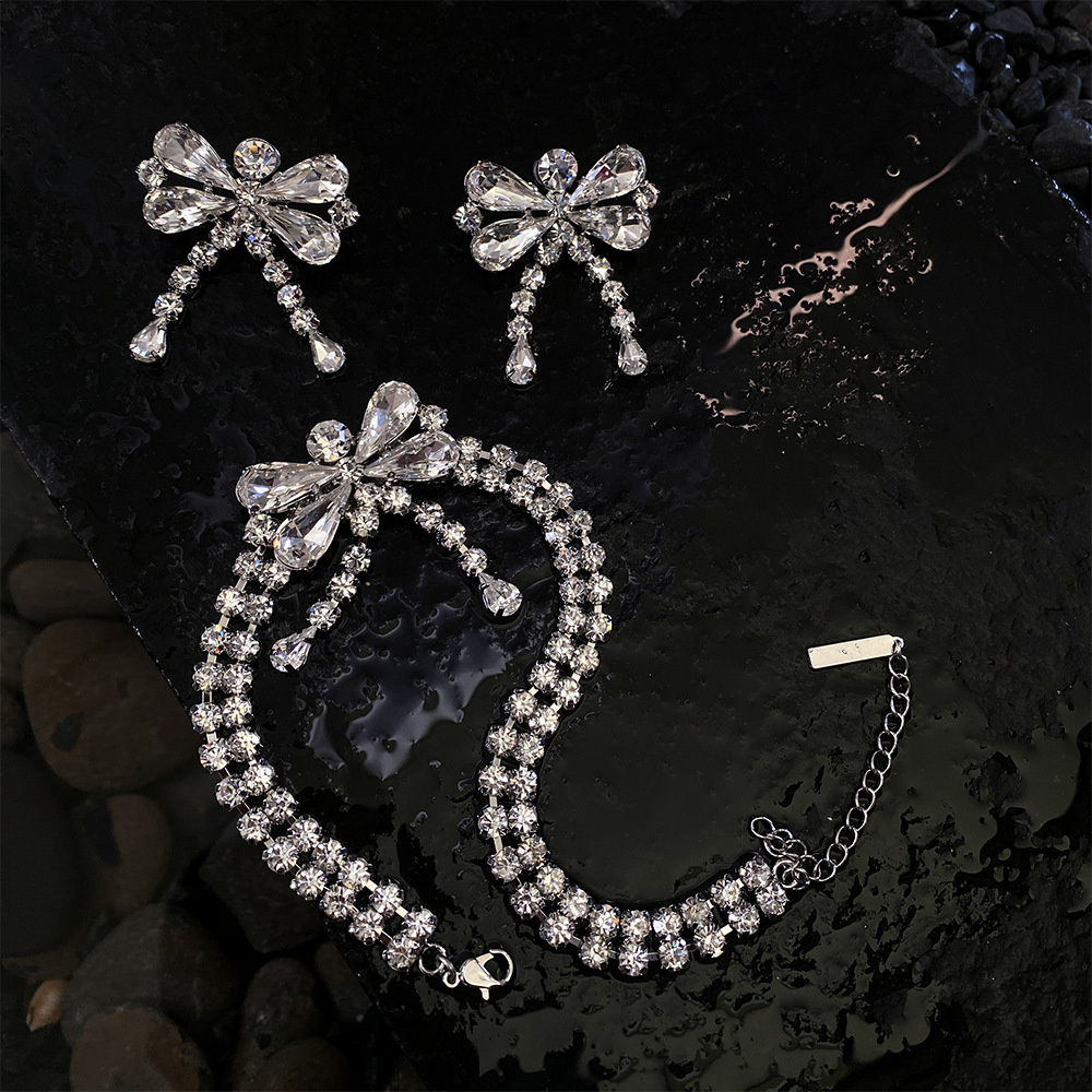Silver‑Tone Flower Crystal Drop Jewelry Set Necklace Earrings Ring Formal Wedding Party for Women Gift - Image 2