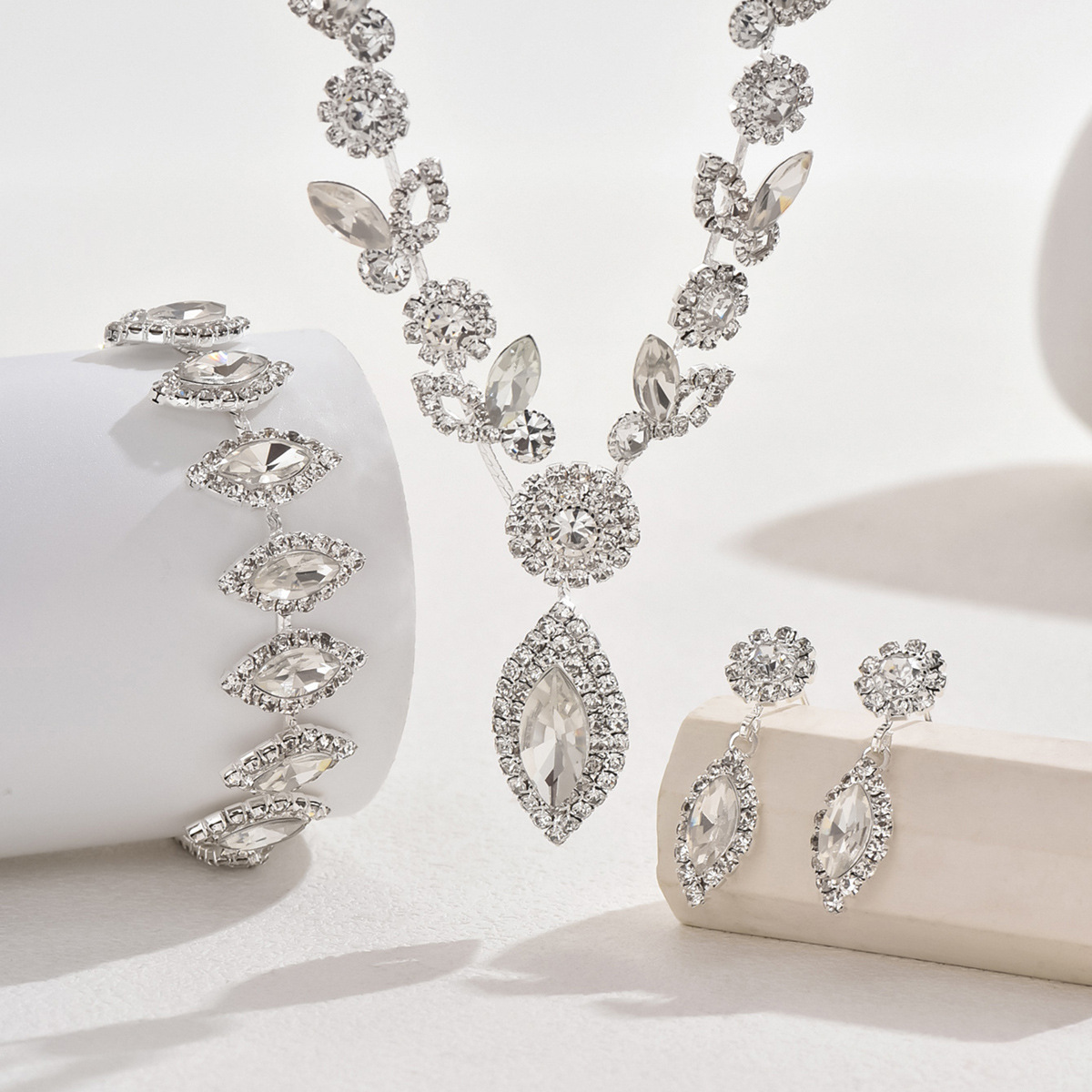 Marquise Crystal 4 Pieces Bridal Jewelry Set Wedding Evening Party Luxury Gift - Image 4