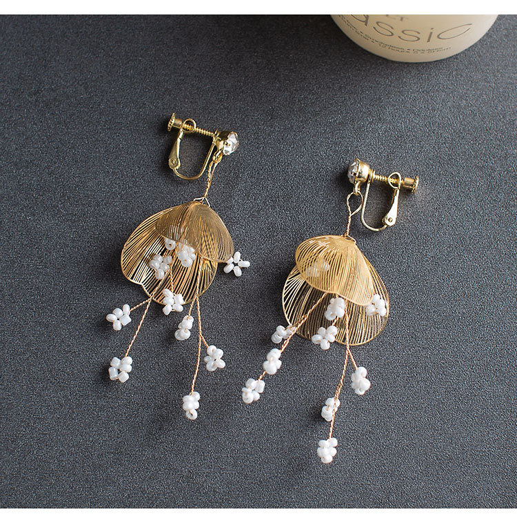 Handmade Gold Wire Floral Bridal Headpiece with Matching Clip Earrings Set for Wedding Elegant Styling - Image 3