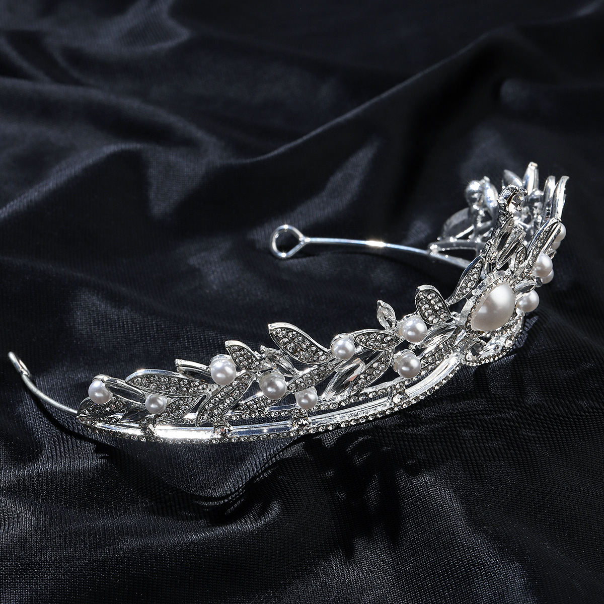 Silver‑Tone Leaf‑Shaped Crystal Pearl Bridal Tiara Crown Elegant Wedding Headpiece for Women Gift - Image 3