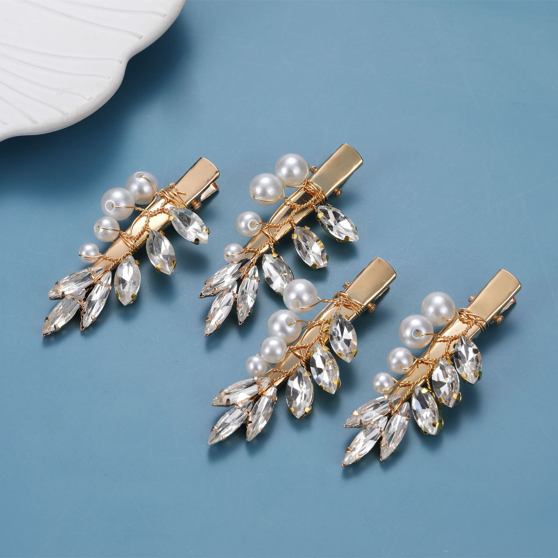 Gold Leaf Rhinestone Pearl Bridal Hair Clip Set Elegant Wedding Party Women Side Hair Accessories - Image 4