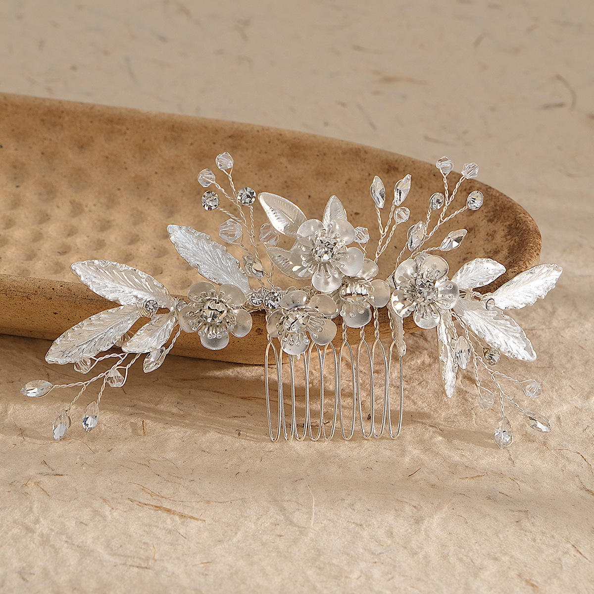Handmade Flower Beaded Hair Comb Cross-border Bride Updo Women's Mori Holiday Floral Photo Headwear - Image 5